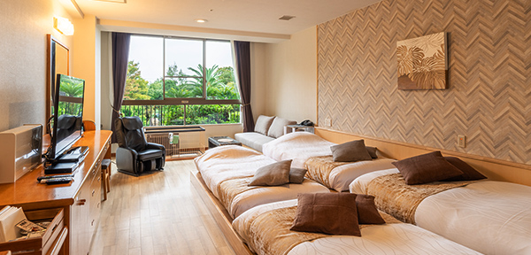 バリ風洋室ファミリールーム